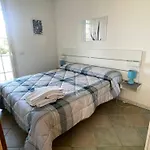 Sofia A Santa Maria Al Bagno Con Piscina Lägenhet Nardò