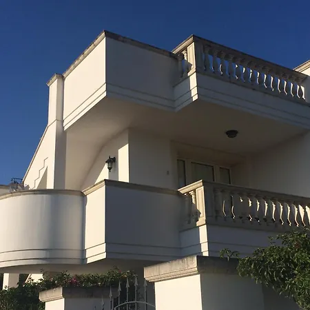 Sofia A Santa Maria Al Bagno Con Piscina Nardò