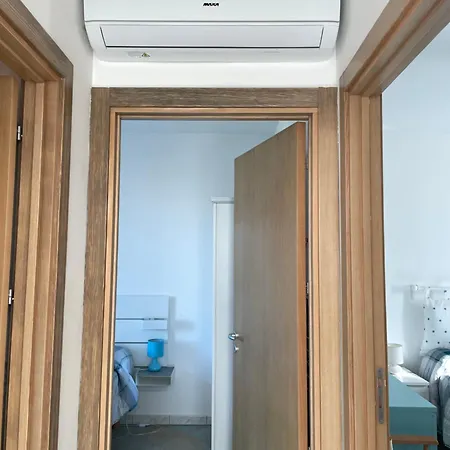Sofia A Santa Maria Al Bagno Con Piscina דירה